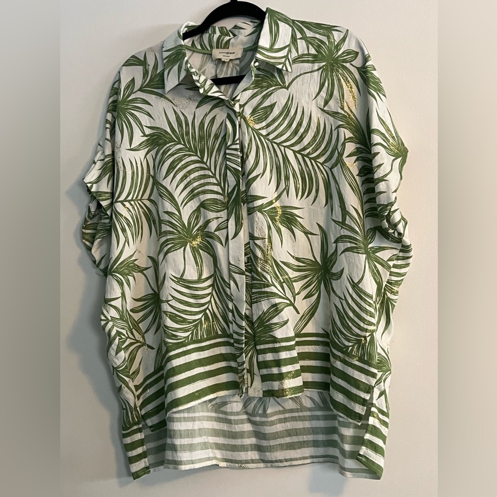 Umgee Leaf Print Blouse